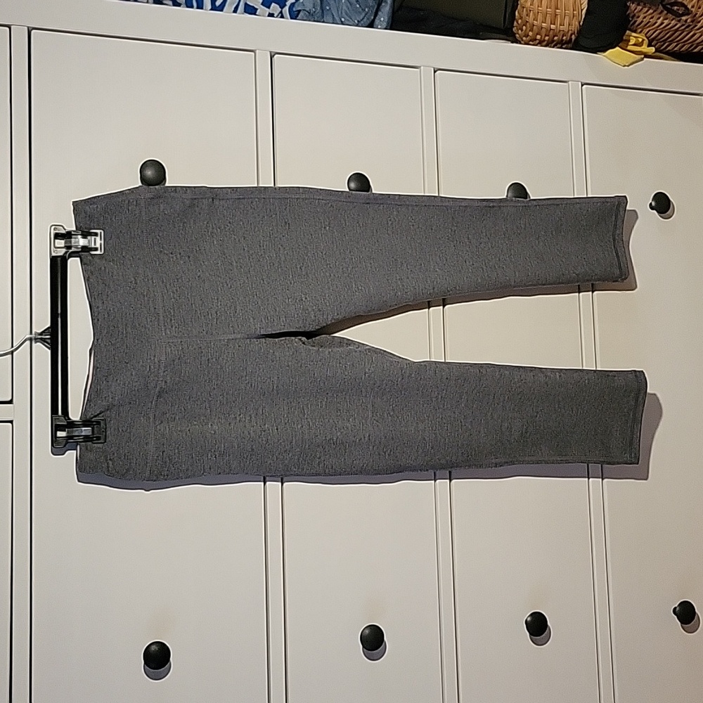 Grey workout leggings